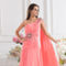 schlichtes schwarzes kleid_Welche Art Toast die Hochzeitsfeier_schwarzes knielanges kleid